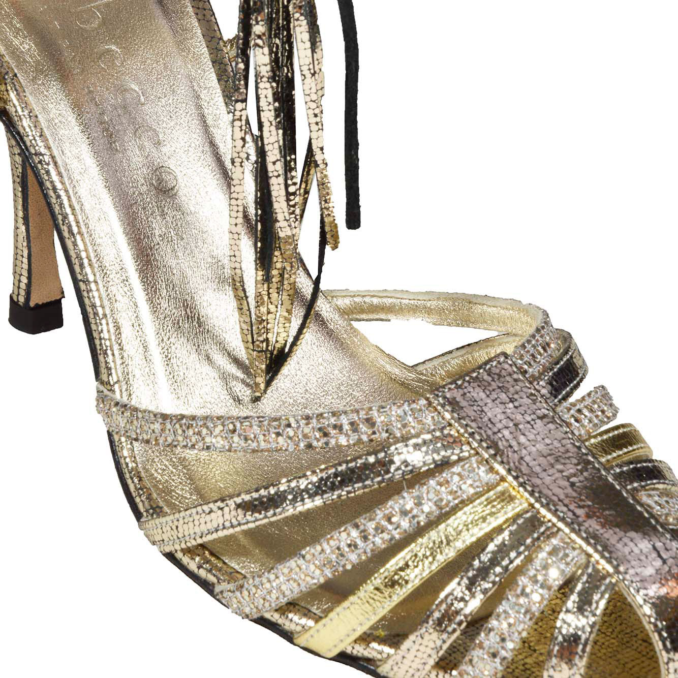 Sandali intrecciati Mina in pelle laminé oro 7 Cabeceo