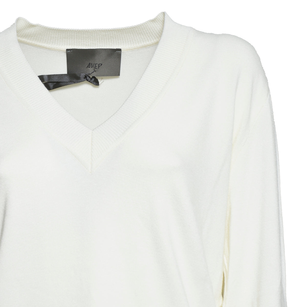 soft nina embroidered 
