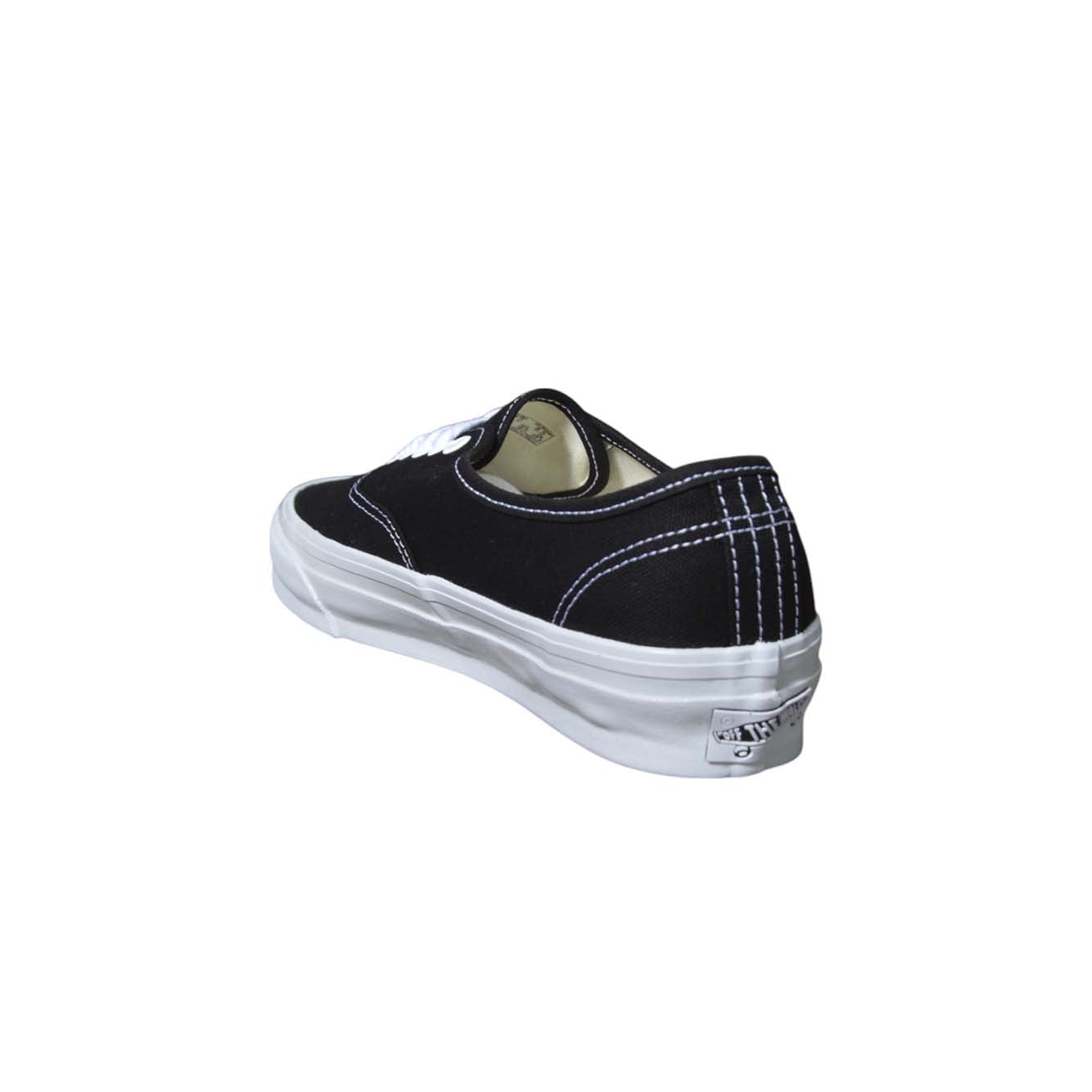 Vans VN000CQABA21BLACKWHITE
