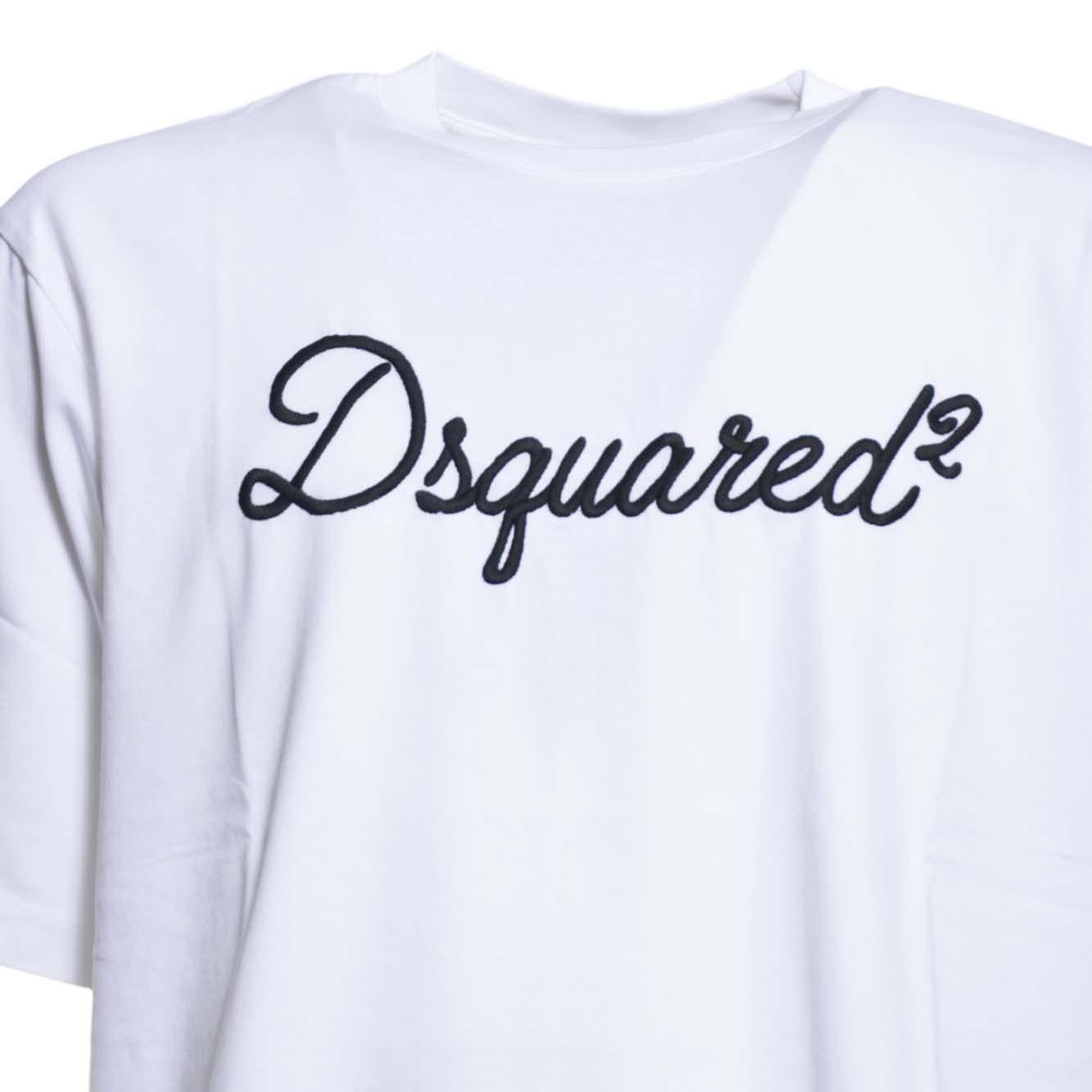t-shirt loose fit 