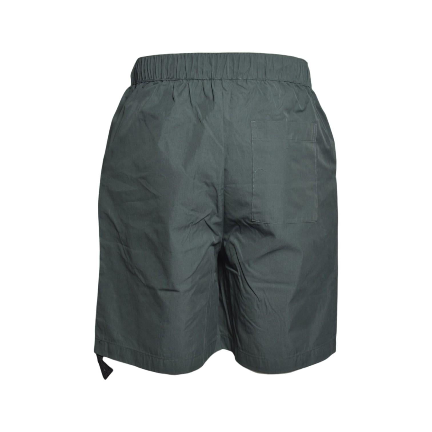 base short black 