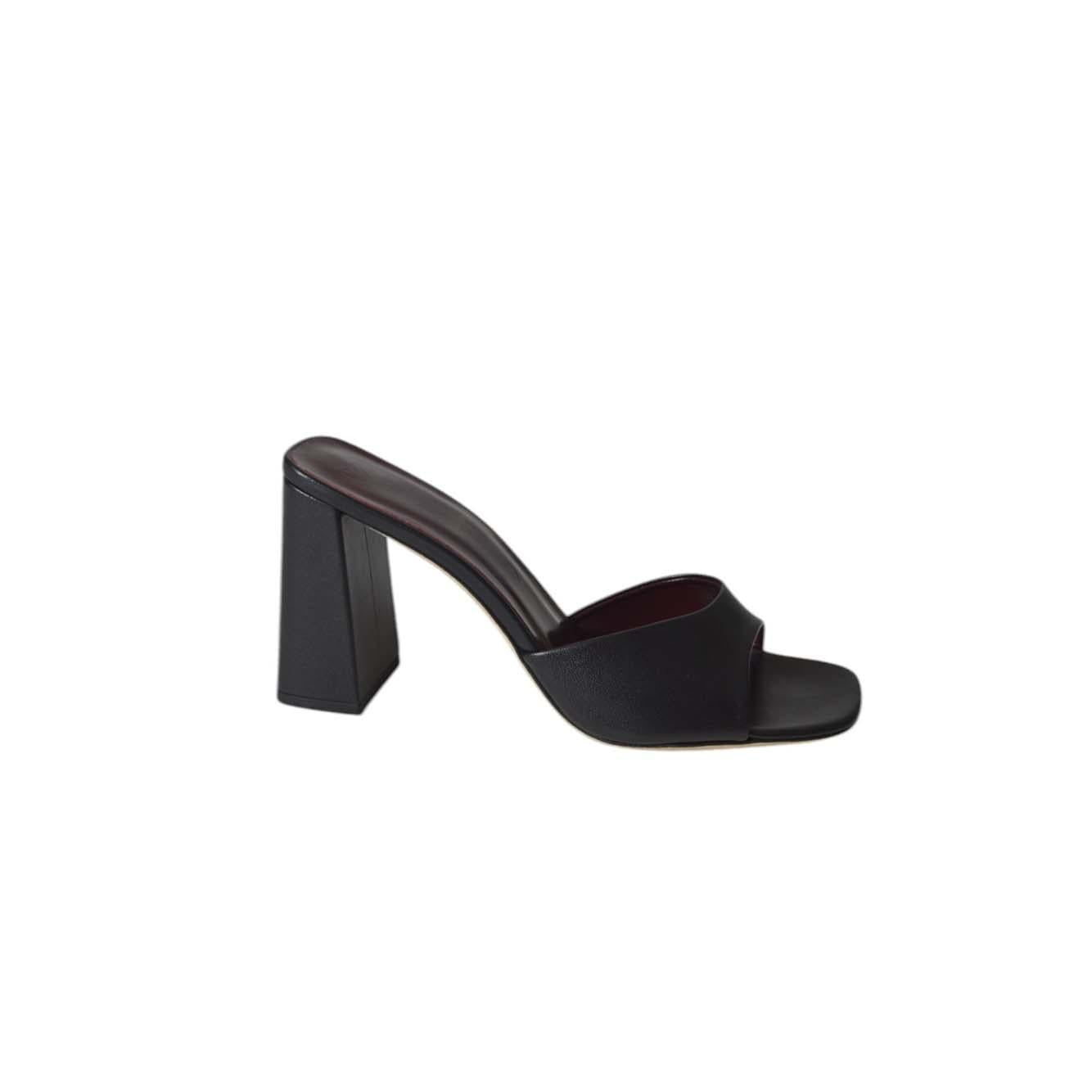 Sandali Sloane in pelle nera Staud 
