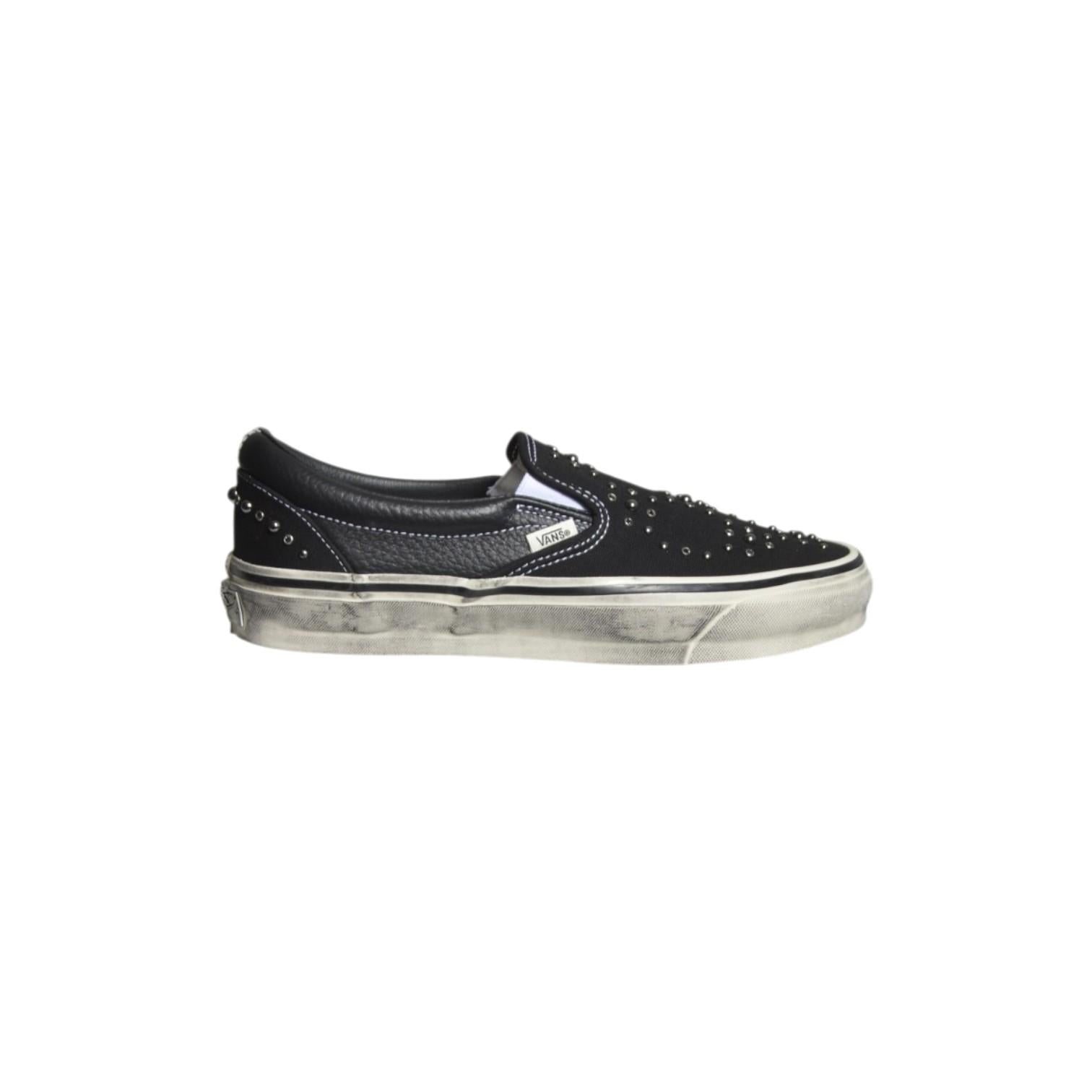 lx classic slip-on 98 pearlized black/black 