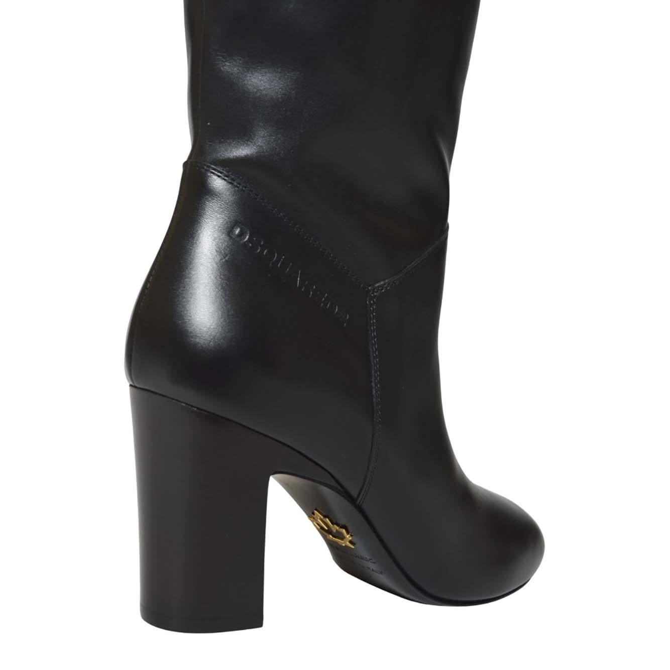 heeled boots 