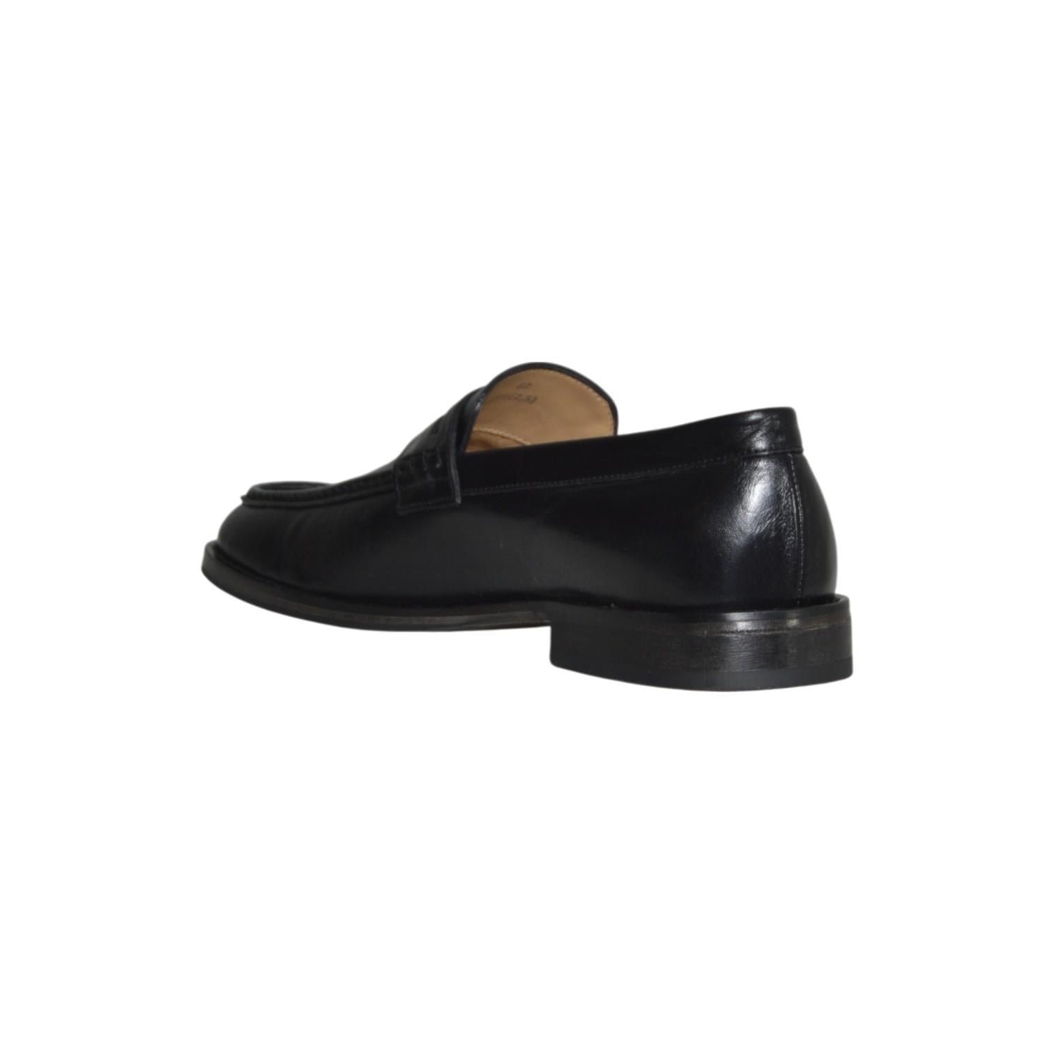 light loafer true dyed black leather 