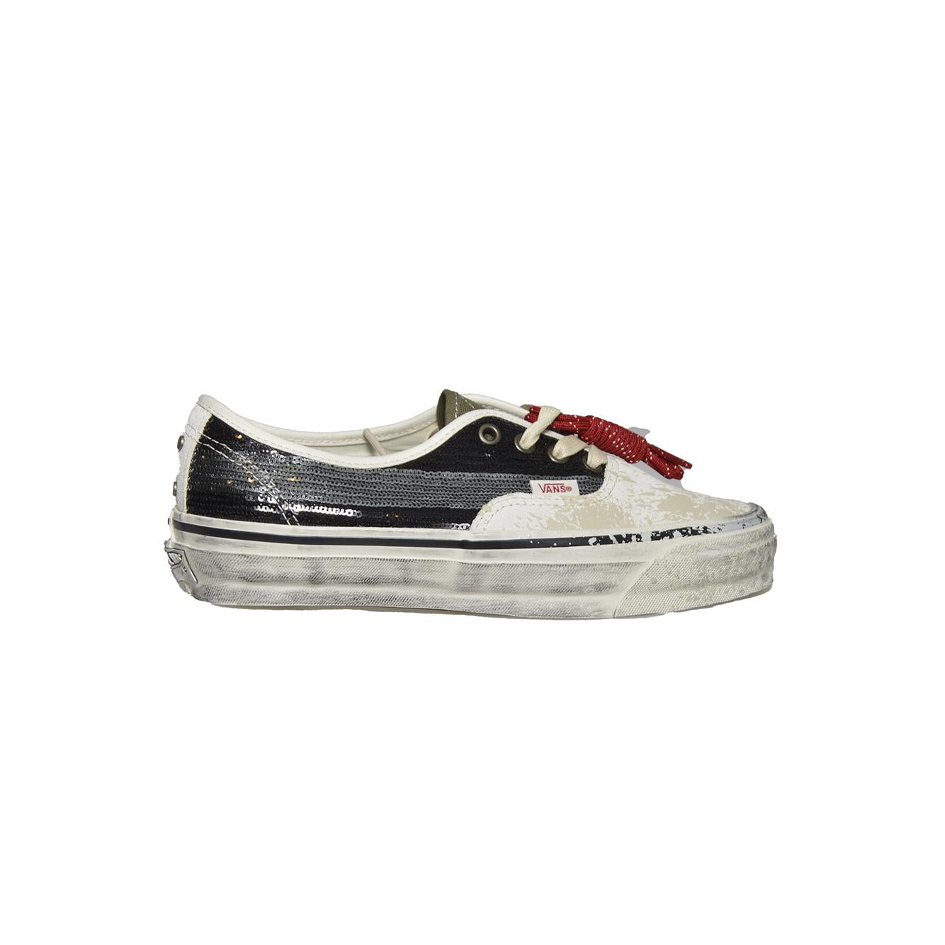 lx authentic 44 black/white 