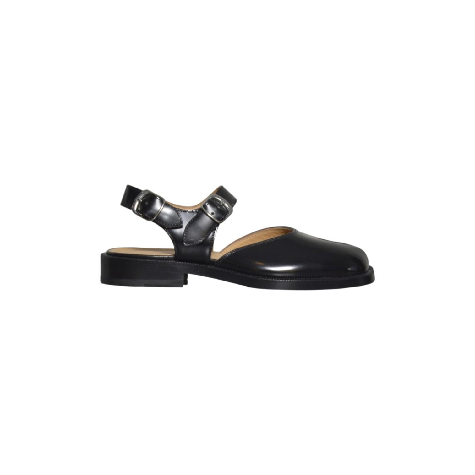 tabi sandals 