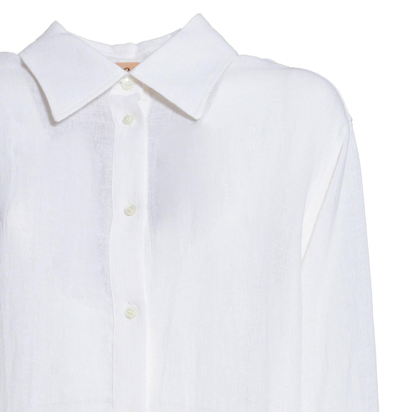 Camicia in lino bianco con applicazione cristalli N°21 