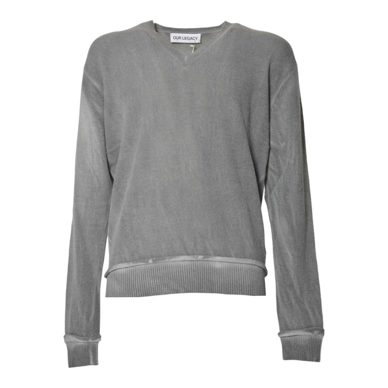 parallel v-neck grey spray dye cherub wool 