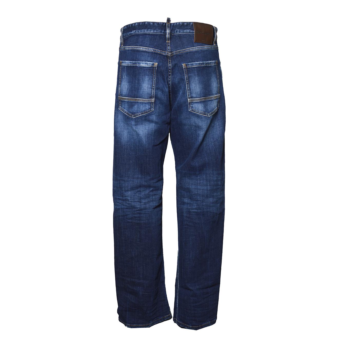 loose twisted jean 