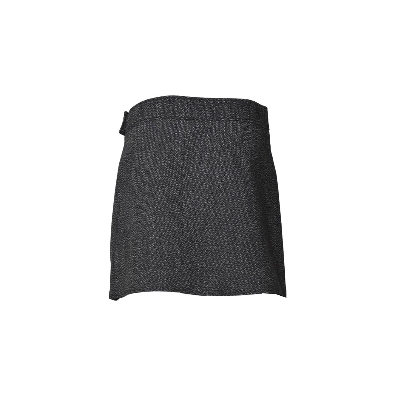 2-pocket zipped caviar mini skirt 