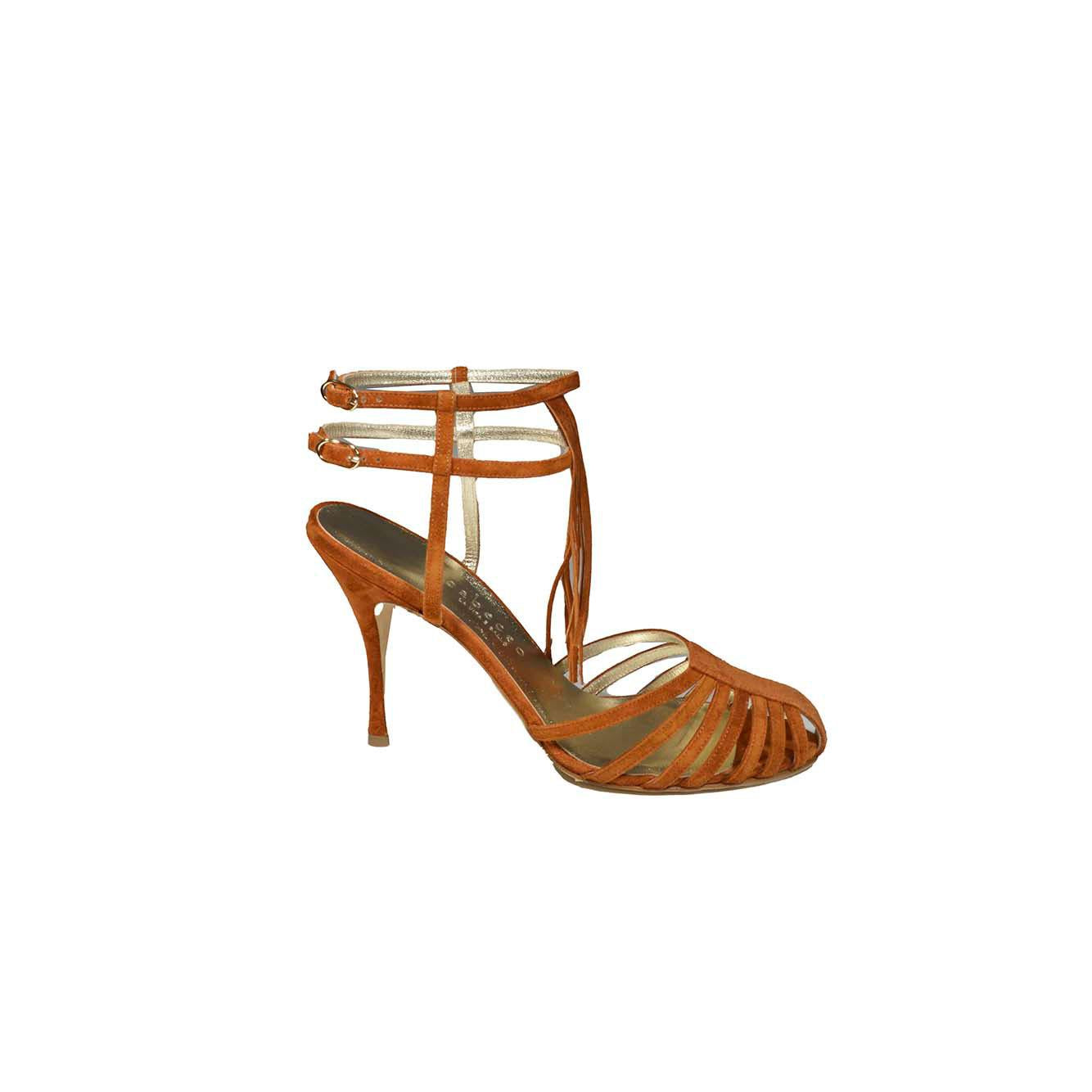 Sandali intrecciati Mina in pelle suede cammello 10 Cabeceo 